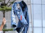 5 Cara Ampuh Menghilangkan Bintik Hitam di Jaket Jeans dengan Mudah