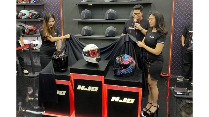 Peluncuran Helm NJS Terbaru dalam ajang pameran IMOS 2023. (kompas.com)
