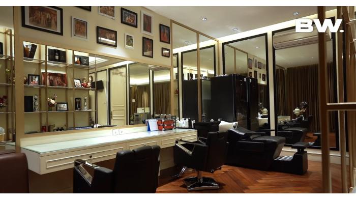 Ruang Salon yang Ada di Rumah Mewah Helena Lim. (YouTube/BoyWilliam)
