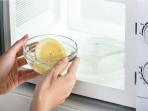 3 Bahan Dapur yang Bisa Digunakan untuk Menghilangkan Kerak Bandel di Microwave, Simak Caranya 