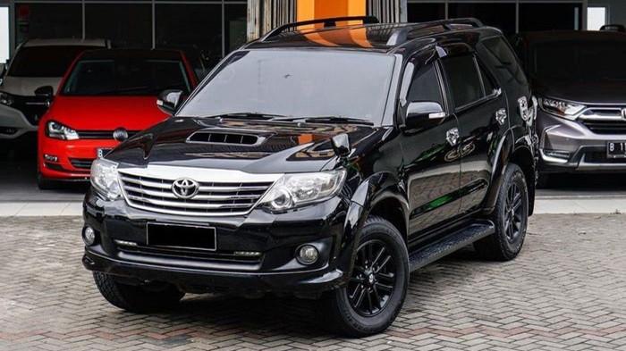 4 Daftar Mobil Bekas Toyota Fortuner VNT Tahun 2012-2015, Cek Harganya per April 2024