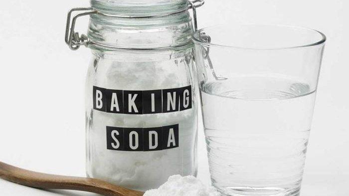 Air dan Baking Soda (Tribunnews.com) 