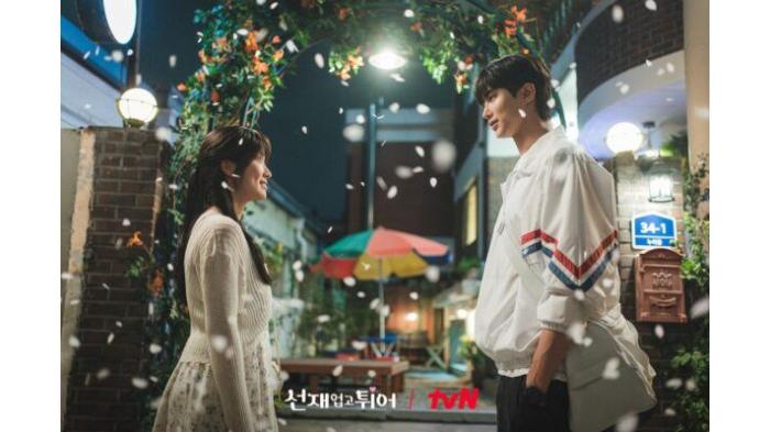 Drama Korea Lovely Runner. (Dok. Viu)