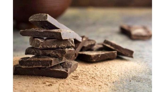 Ilustrasi cokelat hitam merupakan camilan sehat saat Lebaran. (Thinkstock)