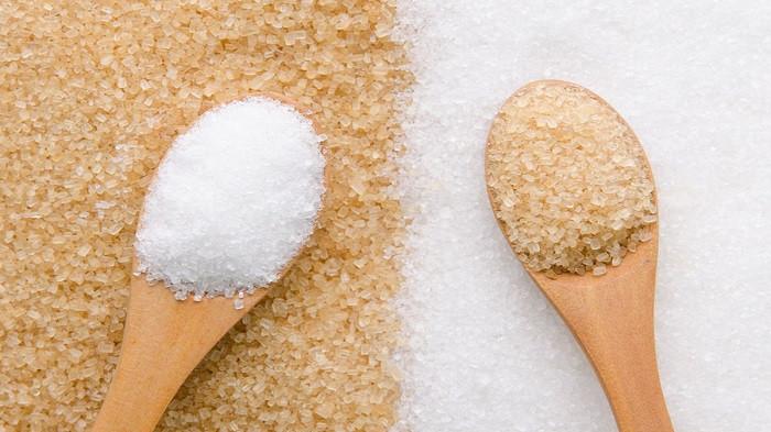 Ilustrasi gula merah dan gula pasir (kompas.com)