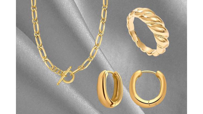 Ilustrasi perhiasan kalung, cincin dan anting |  Byrdie