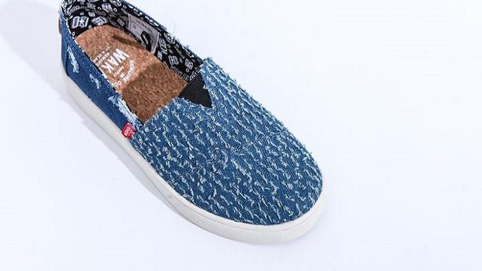 Ilustrasi sepatu wakai (kompas.com)