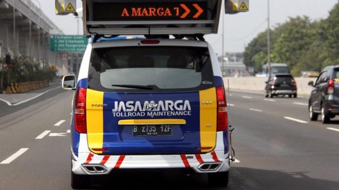 Mobil jasa marga survey kondisi tol di masa mudik Lebaran | Kompas.com