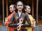 6 Rekomendasi Kebaya Tradisional hingga Modern yang Cocok untuk Hari Kartini, Ada yang Ukuran Big Size Lho!