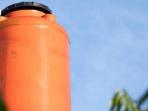 3 Bahan Dapur yang Bisa Membersihkan Lumut pada Toren Air dengan Mudah, Simak Caranya