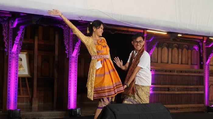 Acara Kartini Negeri 2024: Perempuan Indonesia Bangga Berkain - Berdaya dengan Budaya. (dok. Bentara Budaya)