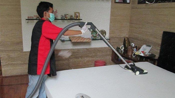 Bersihkan Kasur (Tribun-medan.com) 