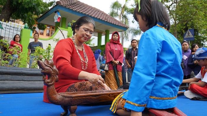 Congklak (kompas.com)
