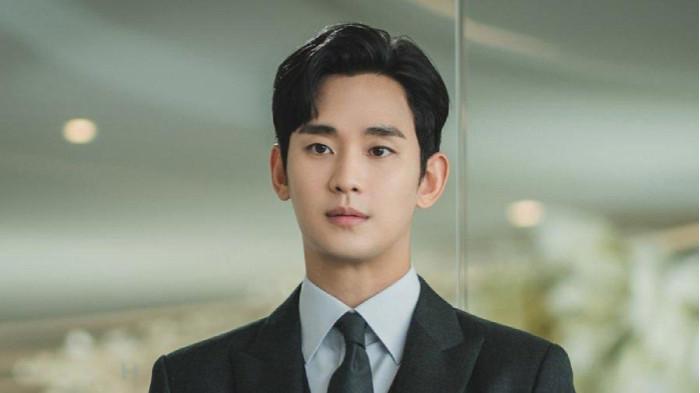 Kim Soo-hyun (tribunews.com)