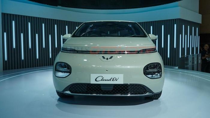 Tampilan Wuling Cloud EV/ Wuling Cloud EV Sudah Bisa Dipesan di PEVS 2024. (KompasOto)
