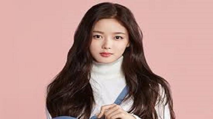 kim yoo-jung (kompas.com)