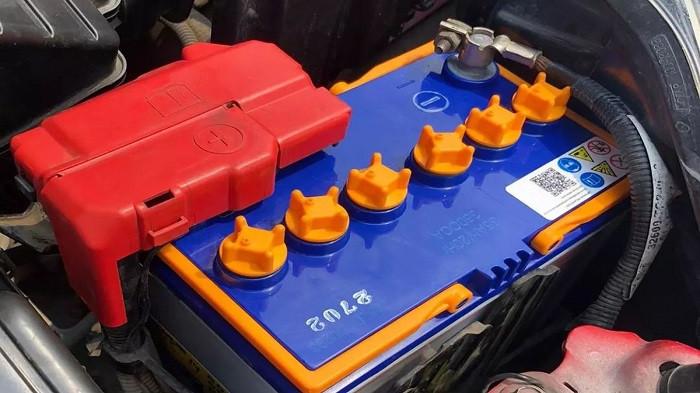 8 Rekomendasi Merek Charger Aki Mobil yang Murah dan Bisa Dibawa Kemana Saja