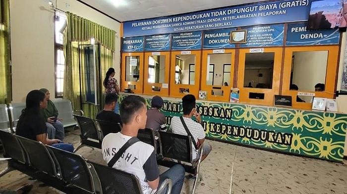 7 Tahap Mengurus Pindah Kartu Keluarga 'KK' di Kantor Dukcapil, Lengkap dengan Syaratnya