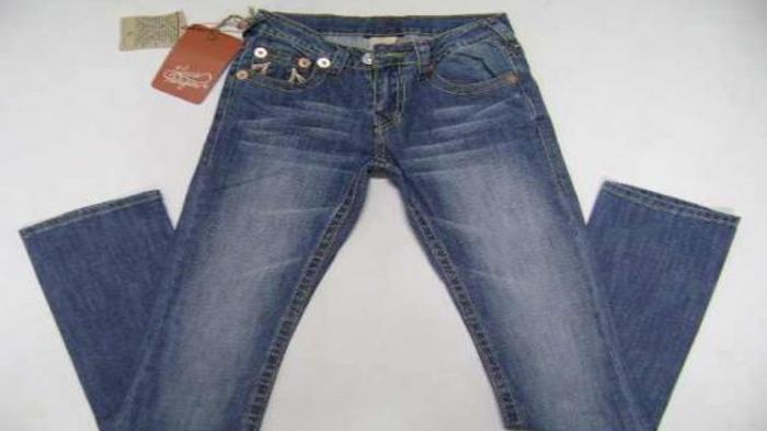 Kain celana jeans kaku | Tribunnews.com