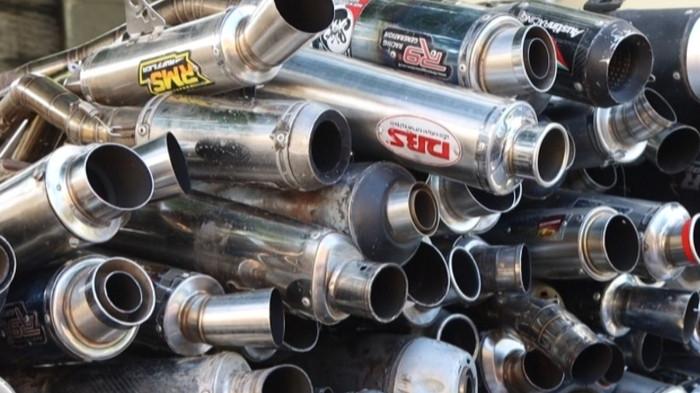 Apakah Benar Knalpot Aftermarket Bisa Meningkatkan Performa Motor?