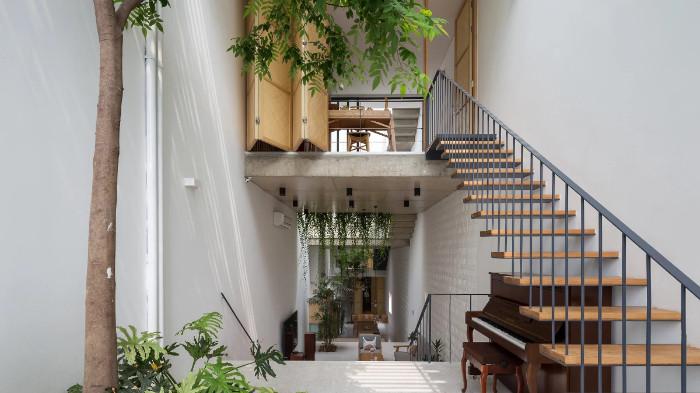 Ilustrasi Ruangan Vertikal yang Terdapat Pada Sudut Ruangan Dalam Rumah. (gestalten)