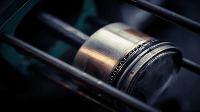 Ring Piston Aus atau Macet