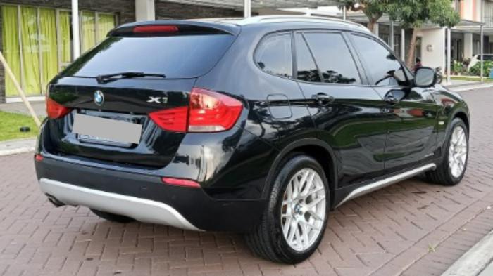 Bokong semok BMW X1.