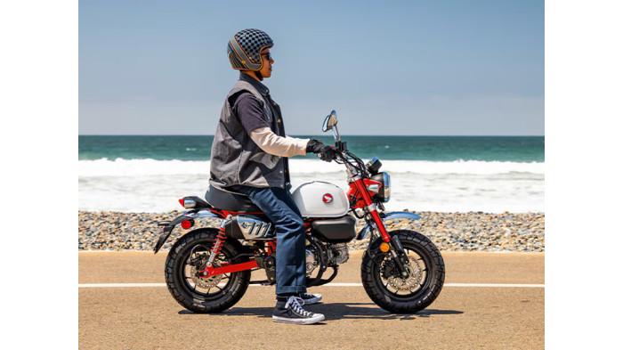 Di akhir tahun 2025, harga bekas Honda Monkey masih tergolong mahal, namun sebanding dengan nilai eksklusivitas dan kepuasan yang ditawarkan.