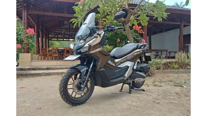 Honda ADV 160 RoadSync keliling Lombok | Kompas.com/Fathan