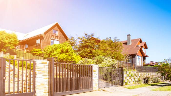 6 Pilihan Pagar Minimalis Modern yang Cocok untuk Semua Tipe Rumah