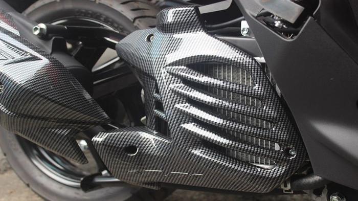 Cover Radiator Melindungi Radiator dari Kotoran dan Benturan