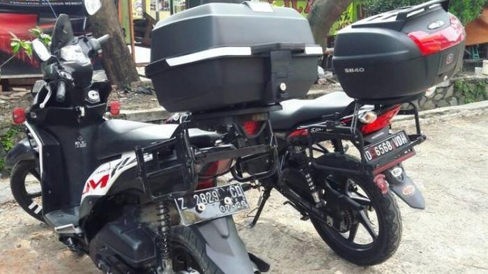 Ilustrasi Box Motor yang Terpasang pada Jok Belakang Kendaraan. (Kompas Otomotif)