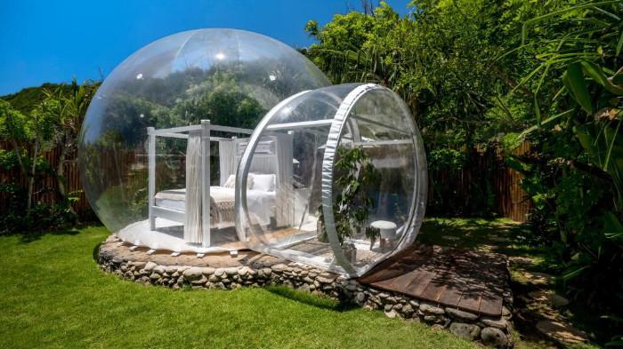Ilustrasi Suasana Bubble Hotel Bali, Uluwatu. (Booking.com)