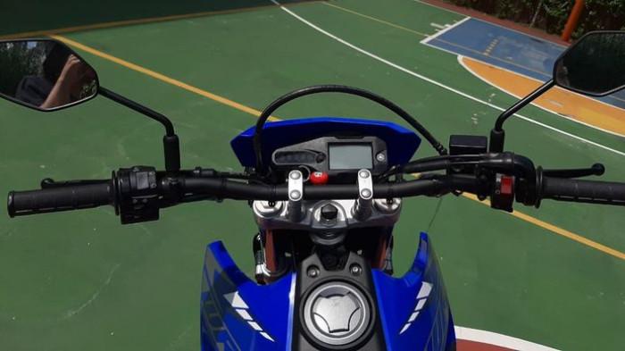 Ilustrasi Tampilan Bagian Depan dari Yamaha WR 155. (Kompas Otomotif)