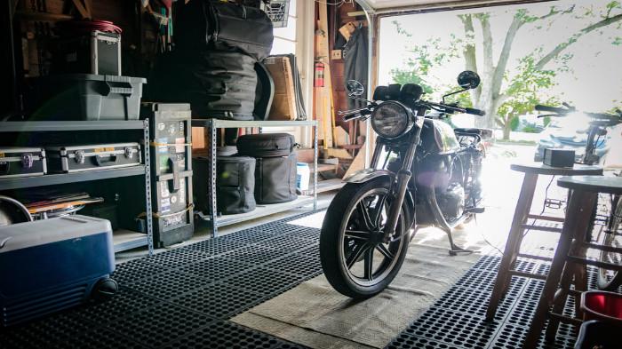 Simpan Motor di Tempat Kering