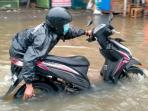 4 Hal yang Perlu Dilakukan Setelah Motor Matik Lolos Menerjang Banjir