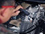 6 Cara Mengencangkan Busi Motor, Hindari Kesalahan Umum!