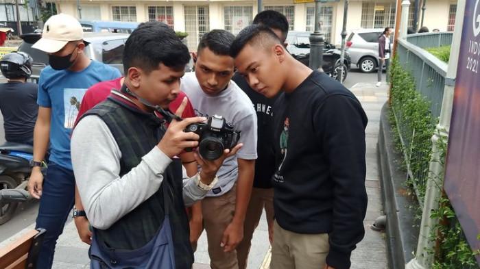 Bukan Hanya Jeprat Jepret Saja, Jasa Foto Wisata dan Perannya dalam Pariwisata Lokal