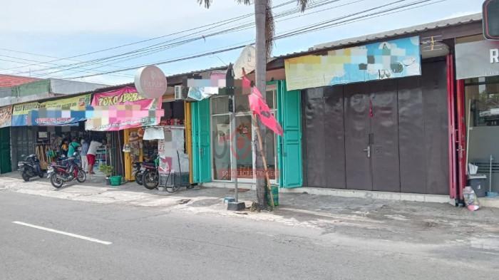 Ilustrasi Kios yang Terletak pada Pinggir Jalan Raya. (Point Property)