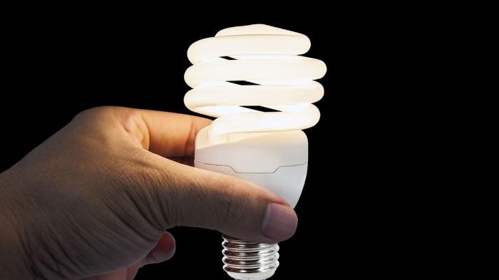 Ilustrasi Lampu LED Bohlam Putih. (Kompas.com)