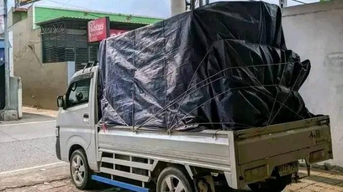 Ilustrasi Mobil Pick Up yang Digunakan untuk Jasa Angkutan Barang. (Facebook Obi Nur)