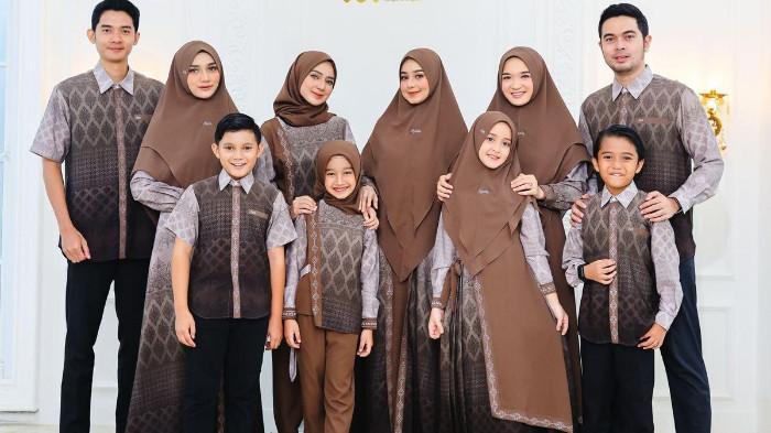 Ilustrasi Outfit Couple untuk Sekeluarga. (Kompas Lifestyle)