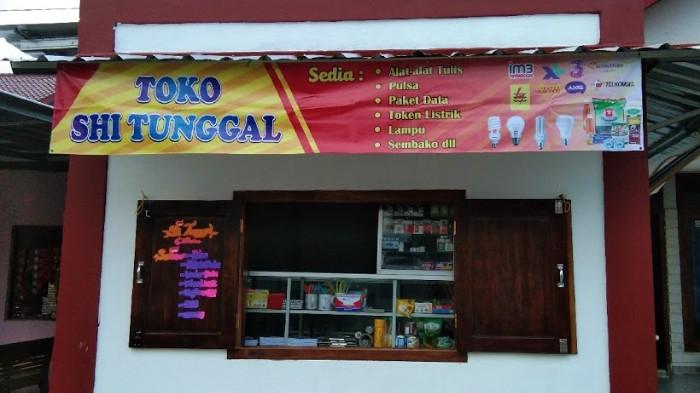 Ilustrasi Spanduk Toko Kelontong. (Pinterest)