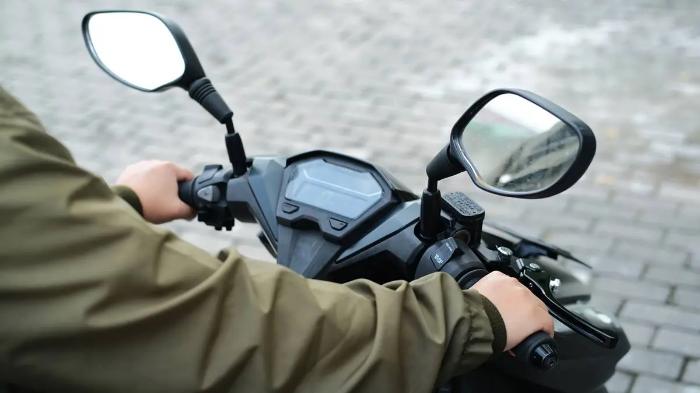 Panaskan Motor 2-5 Menit