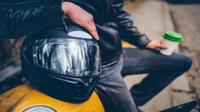 Perlengkapan Berkendara yang Lengkap dan Tepat