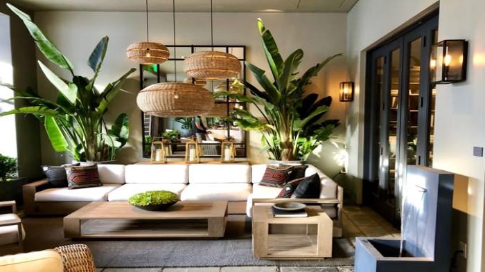 Tambahkan Tanaman Hias