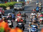 5 Tips Ampuh Mengontrol Emosi Saat Berkendara Motor di Jalan Raya