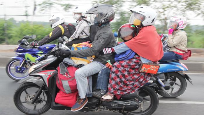 Berkendara dengan Kecepatan Wajar dan Pilih Rute Aman