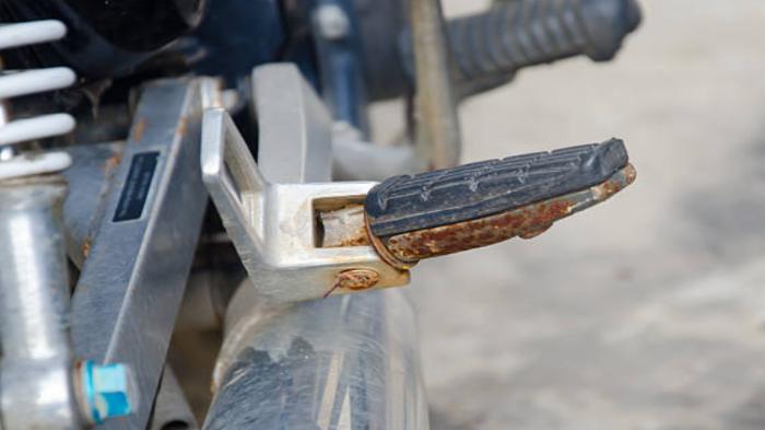 Ganti Footstep Jika Sudah Rusak