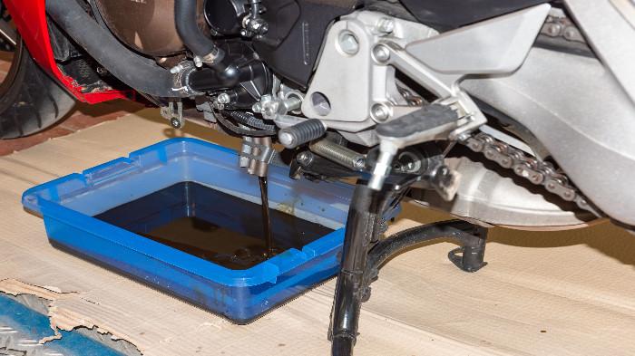 Ganti Oli Secara Berkala